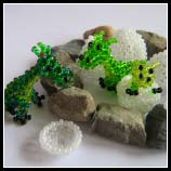 Ein Nest voller schlpfender Langhals-Dinosaurier